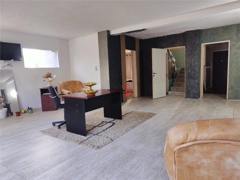 Tamasi-Corbeanca Vila spatioasa cu teren de 1.155 mp