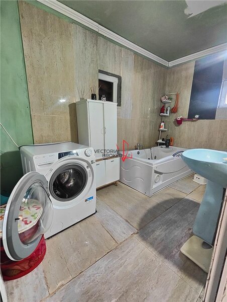 Tamasi-Corbeanca Vila spatioasa cu teren de 1.155 mp